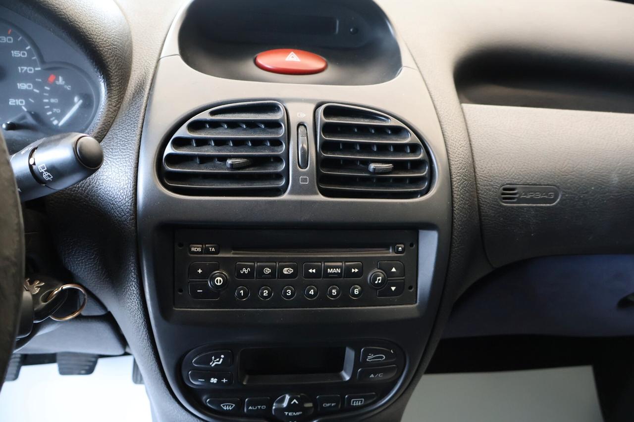 Peugeot 206 5p 1.4 hdi X-Line okneopatentati