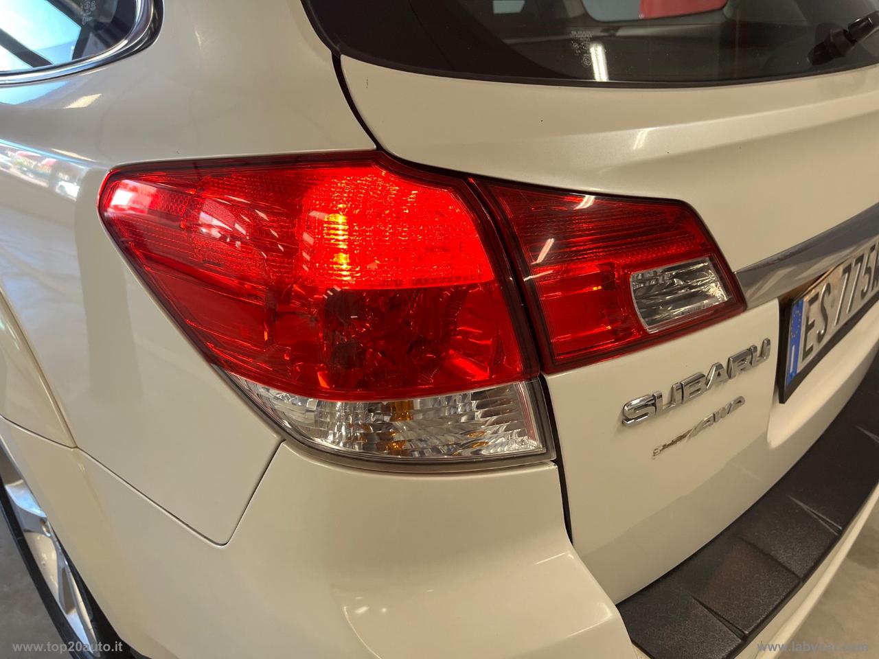 SUBARU Outback 2.0D CVT Exclusive|INTERNI IN PELLE|TETTO PANORAMICO