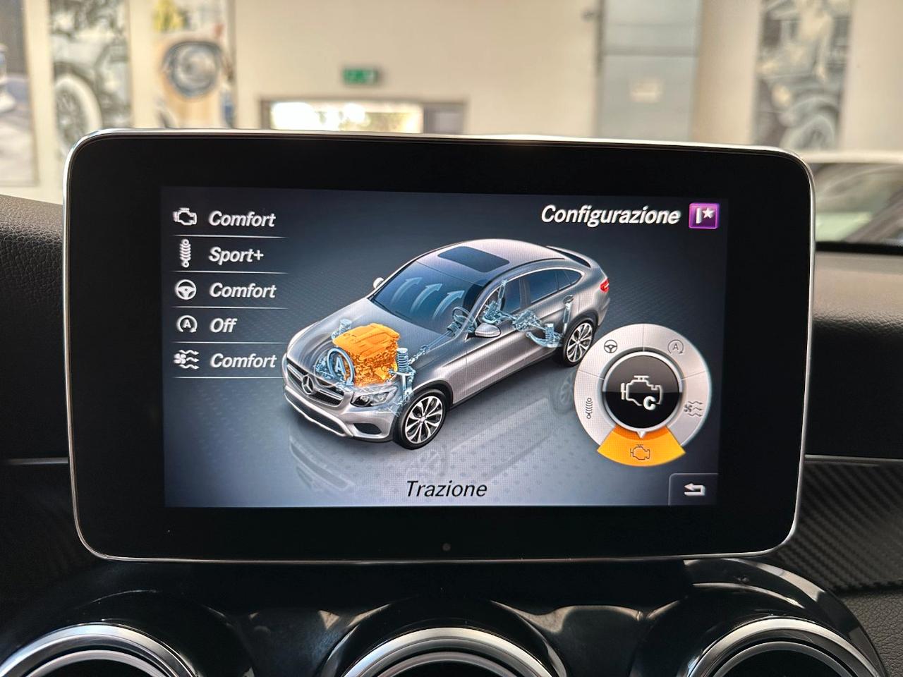 Mercedes GLC Coupe 250 d Premium AMG 4matic-19"-Pelle-Camera 360