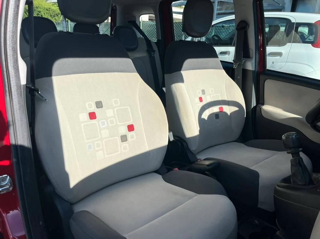 Fiat Panda 1.2 Lounge 69cv E6