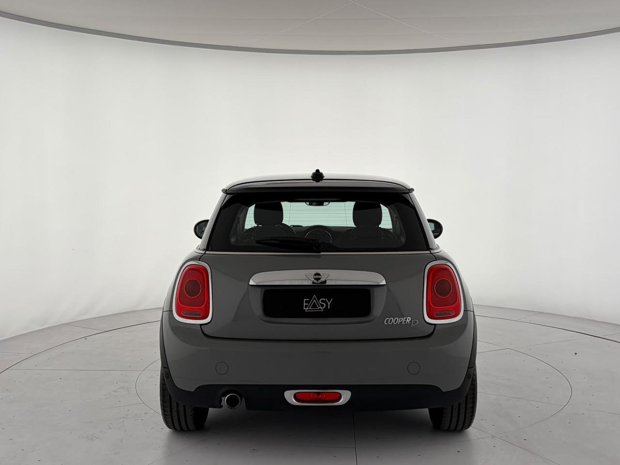 Mini Cooper D 1.5 Business 3p - NEOPATENTATI
