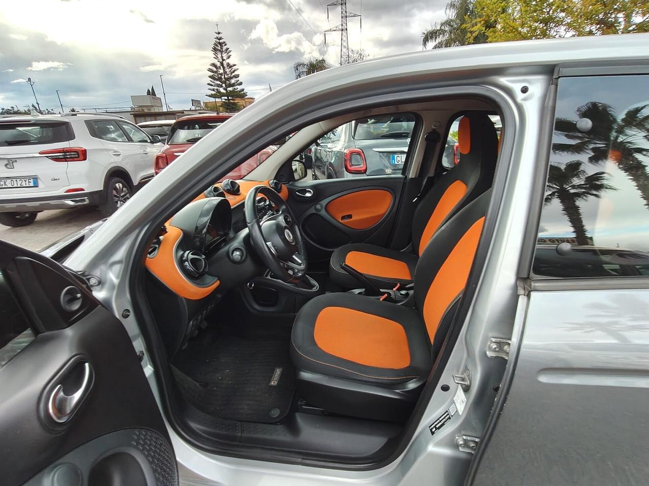 Smart Forfour Bi-Color Tetto SUPERFASHION 70 1.0 Youngster