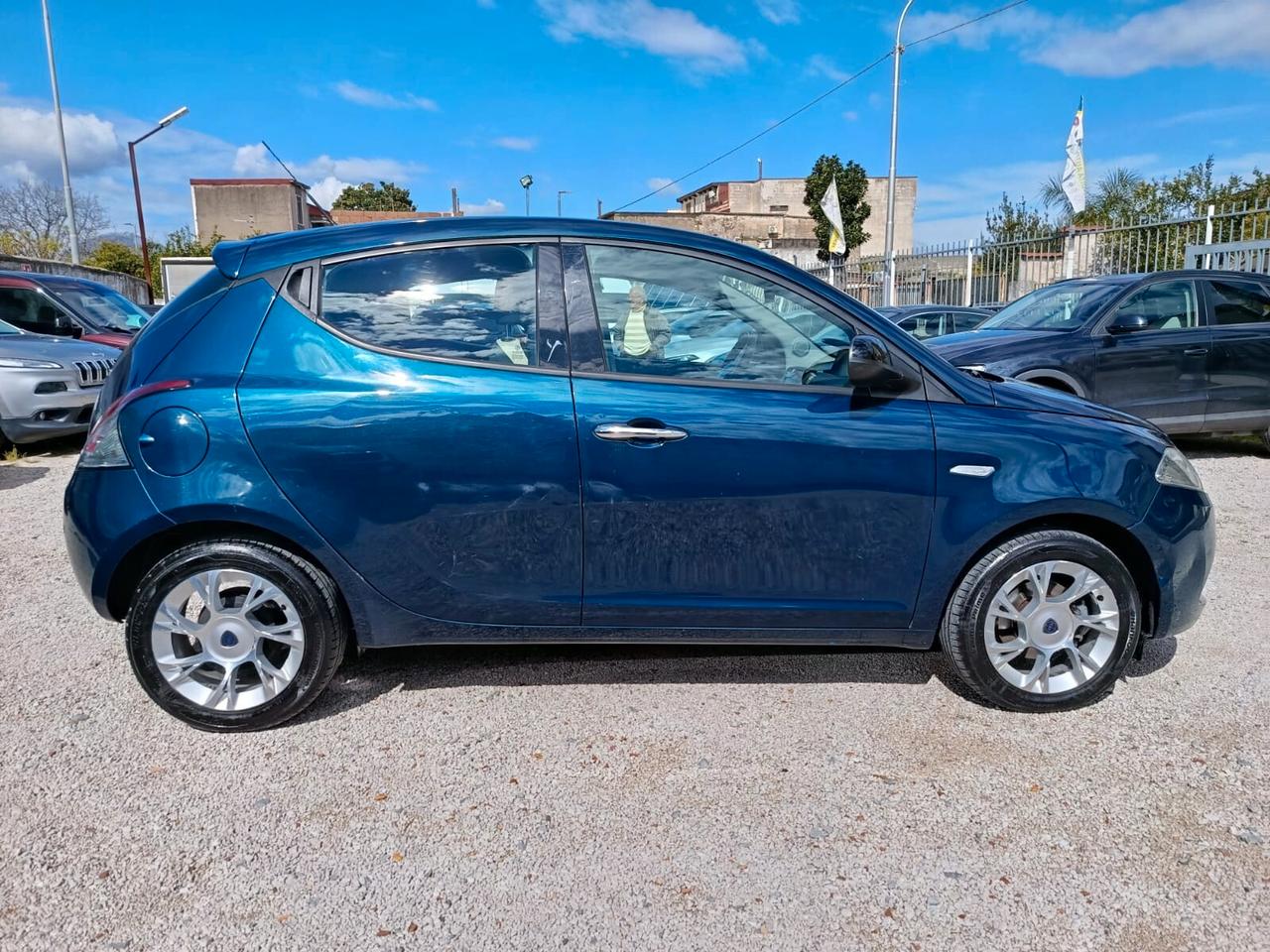 Lancia Ypsilon 1.3 MJT 16V 95 CV S&S Platinum