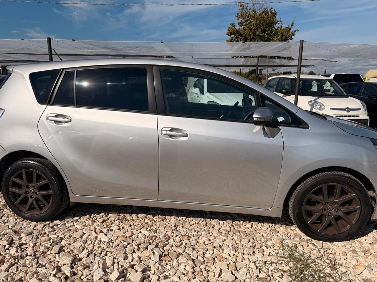 Toyota Verso 1.6 D-4D Style