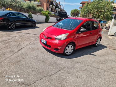 Toyota Aygo 1.0 12V VVT-i 5 porte Now Connect
