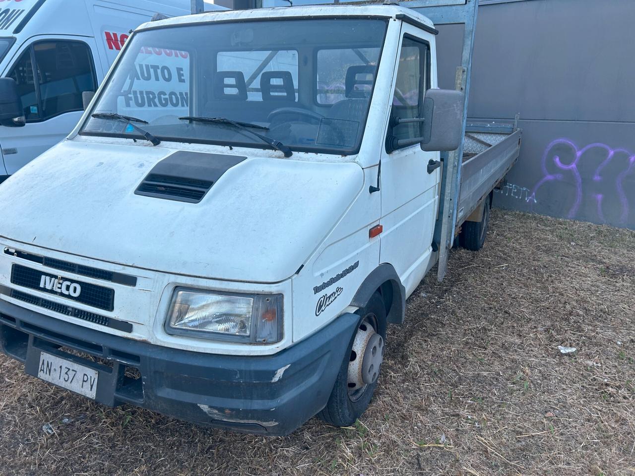 IVECO TurboDaily 35-12 2002