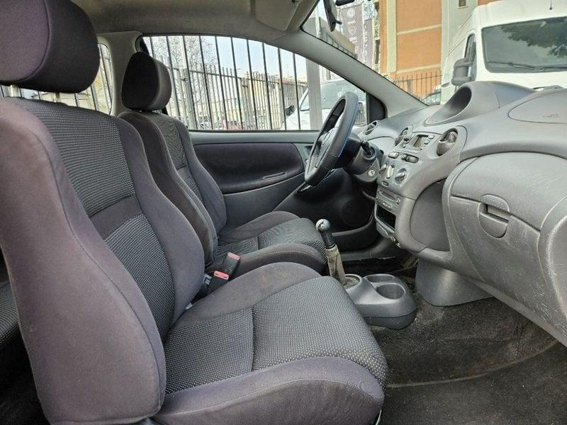 Toyota Yaris 1.5i 16V cat 3 porte T Sport