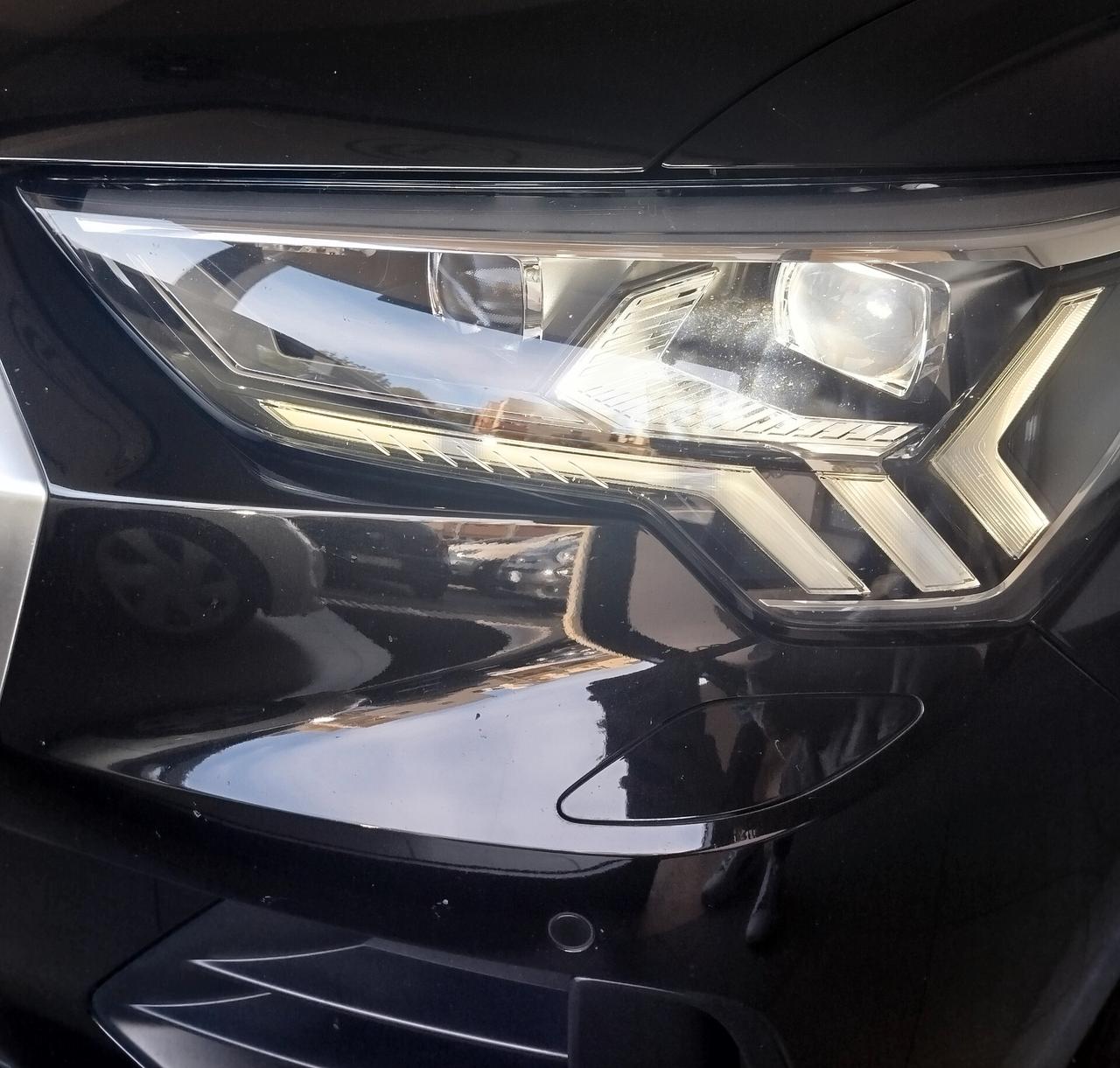 Audi Q3 40 TDI quattro S tronic Business Advanced