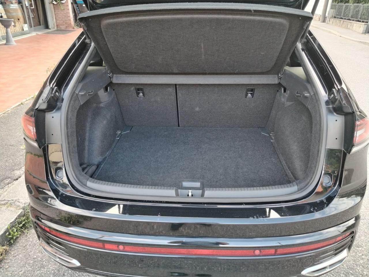 Volkswagen Taigo R Line 1.0 TSI