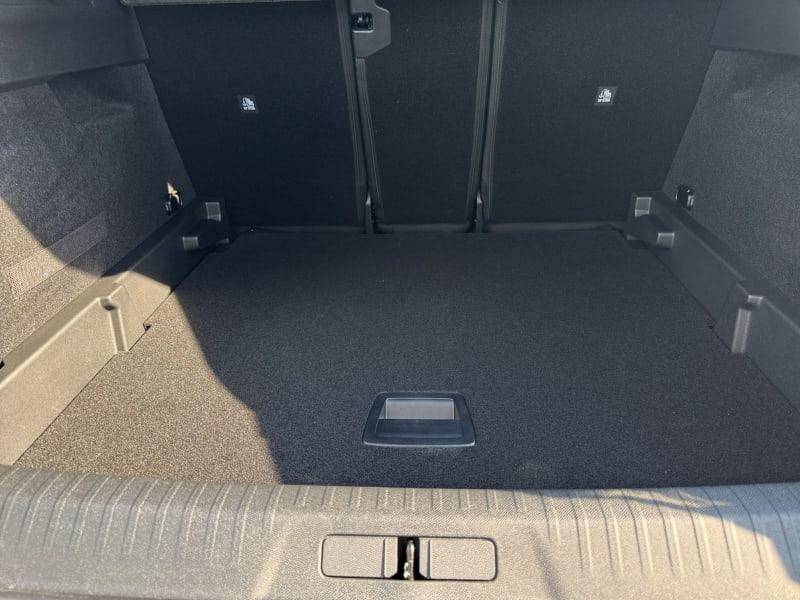 PEUGEOT 3008 HYBRID 145 E-DCS6 ALLURE