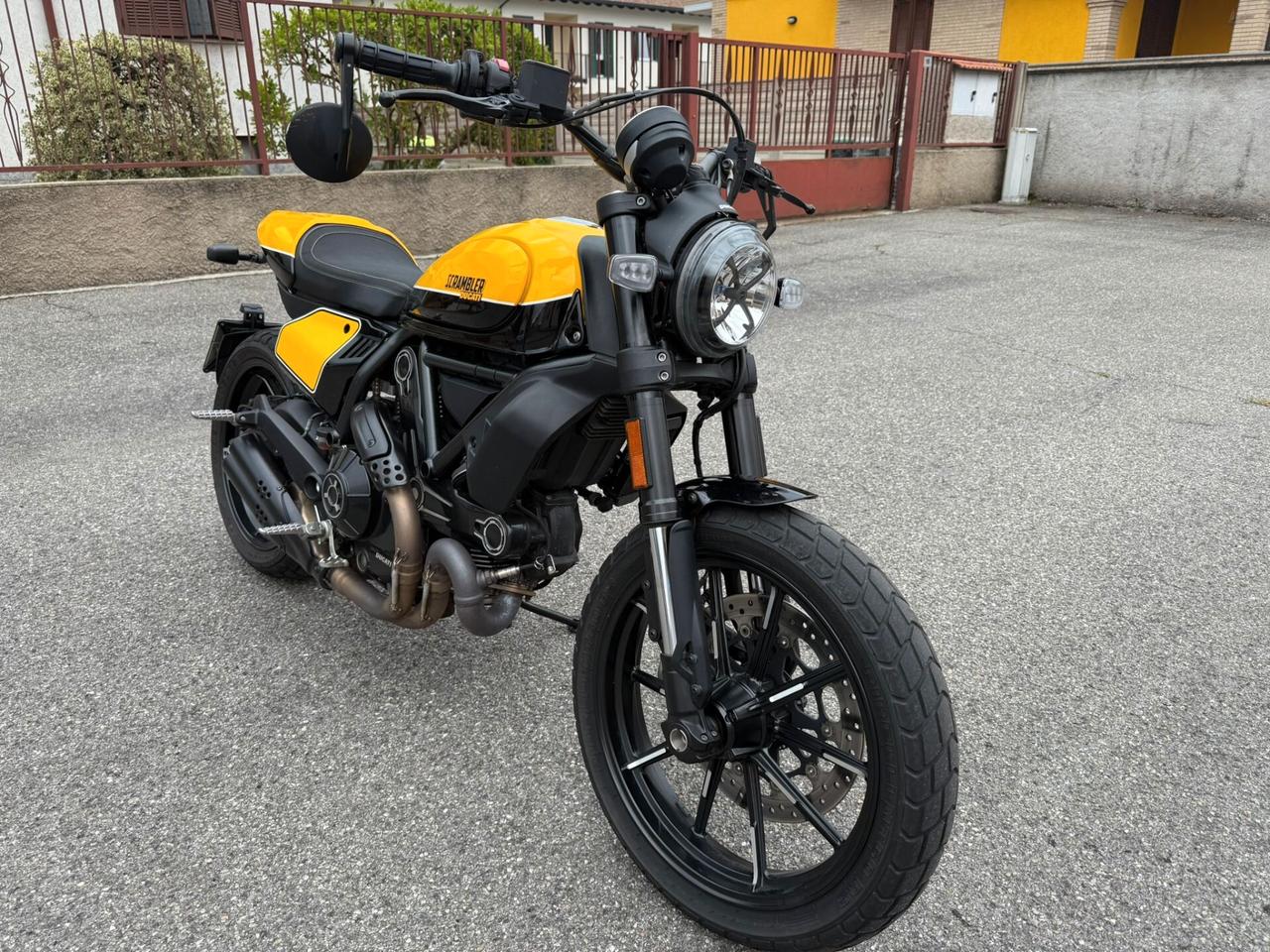 Ducati Scrambler 803FULL THROTTLE
