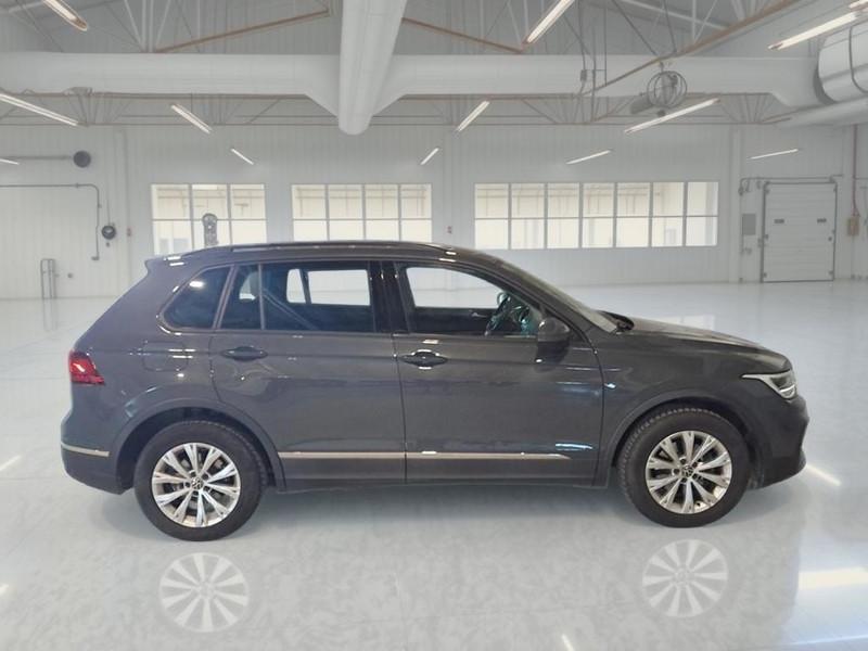 VOLKSWAGEN TIGUAN 2.0 TDI SCR 110 KW LIFE DSG SUV