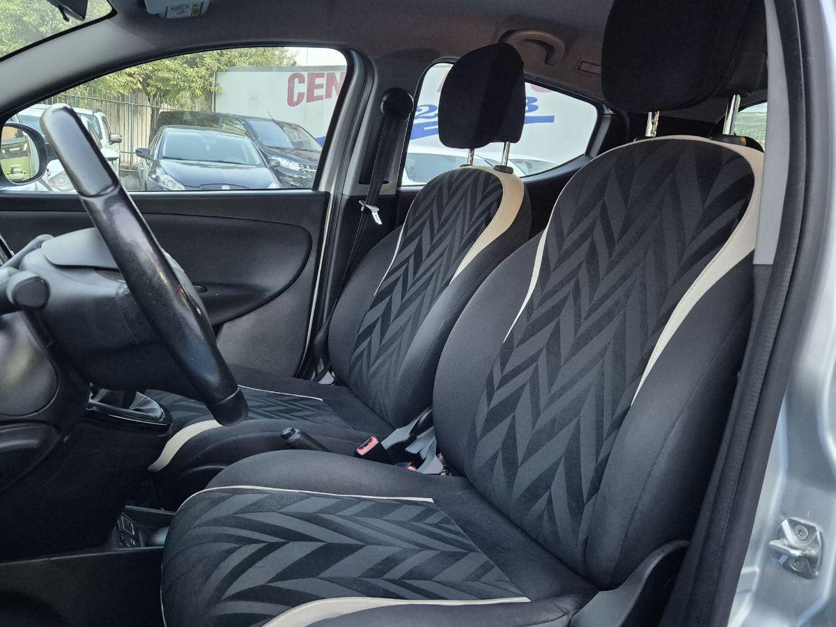 LANCIA - Ypsilon - 1.2 69 CV 5p. Platinum