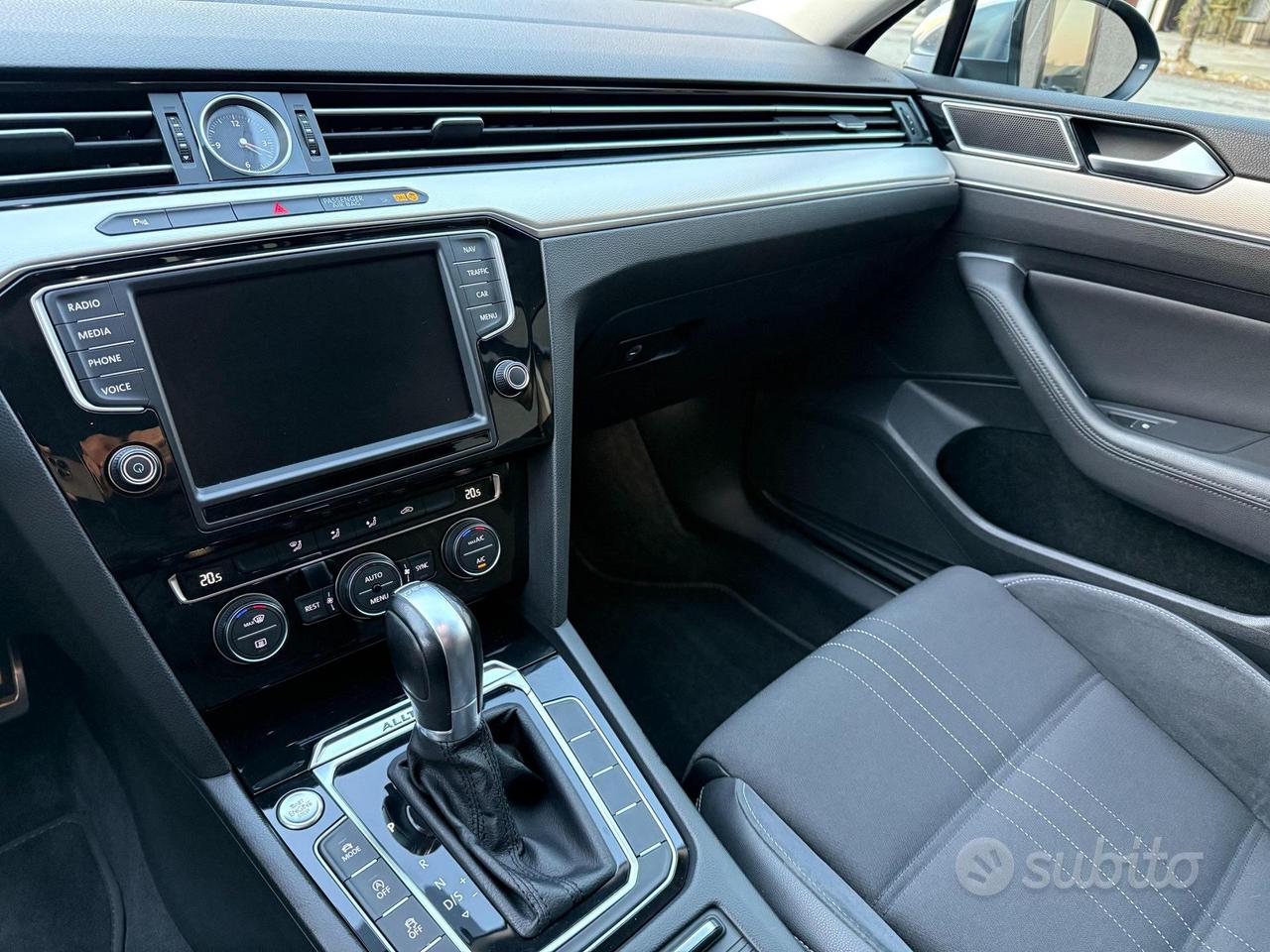 Volkswagen Passat Variant 2.0 bitdi Highline 4moti