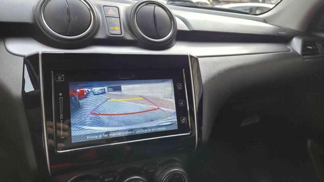 SUZUKI Swift 1.2 Hybrid Top