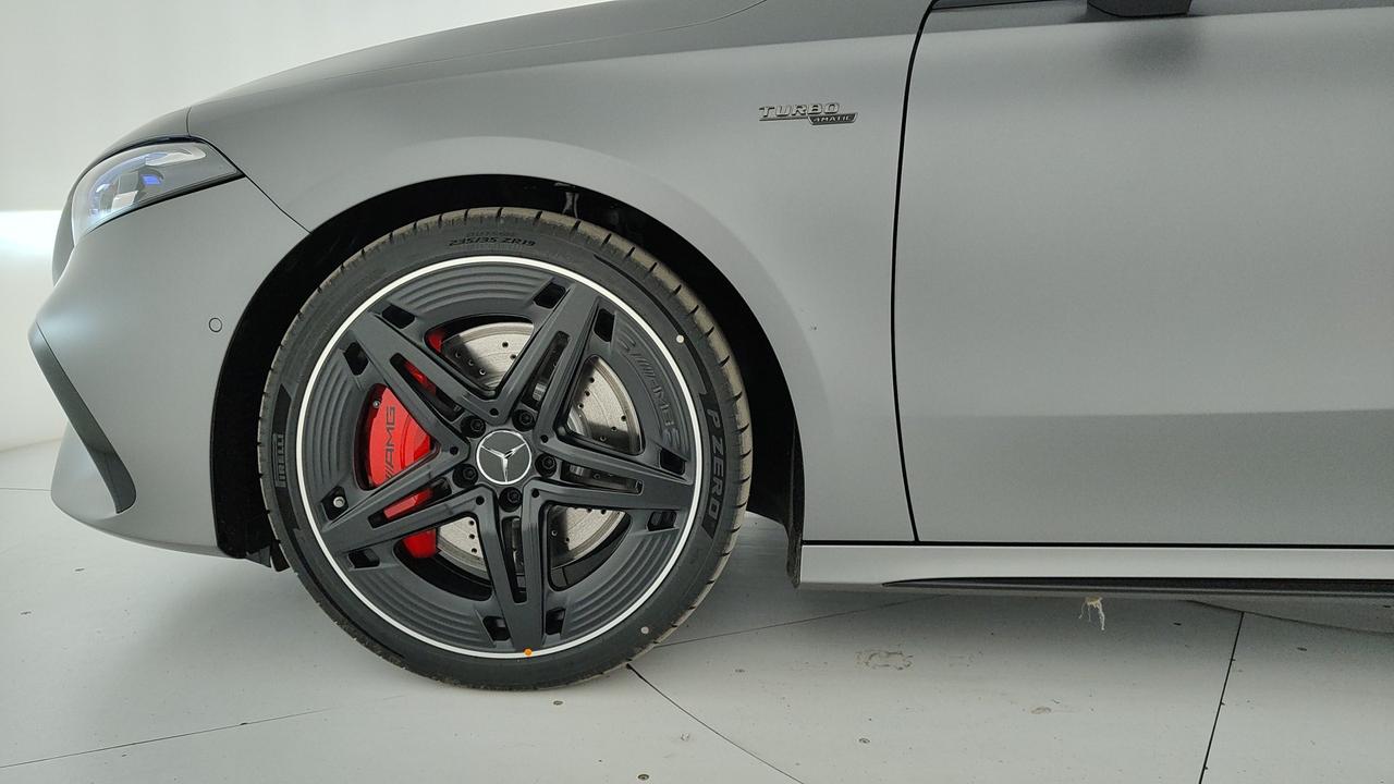 Mercedes-Benz Mercedes-AMG A 35 4MATIC