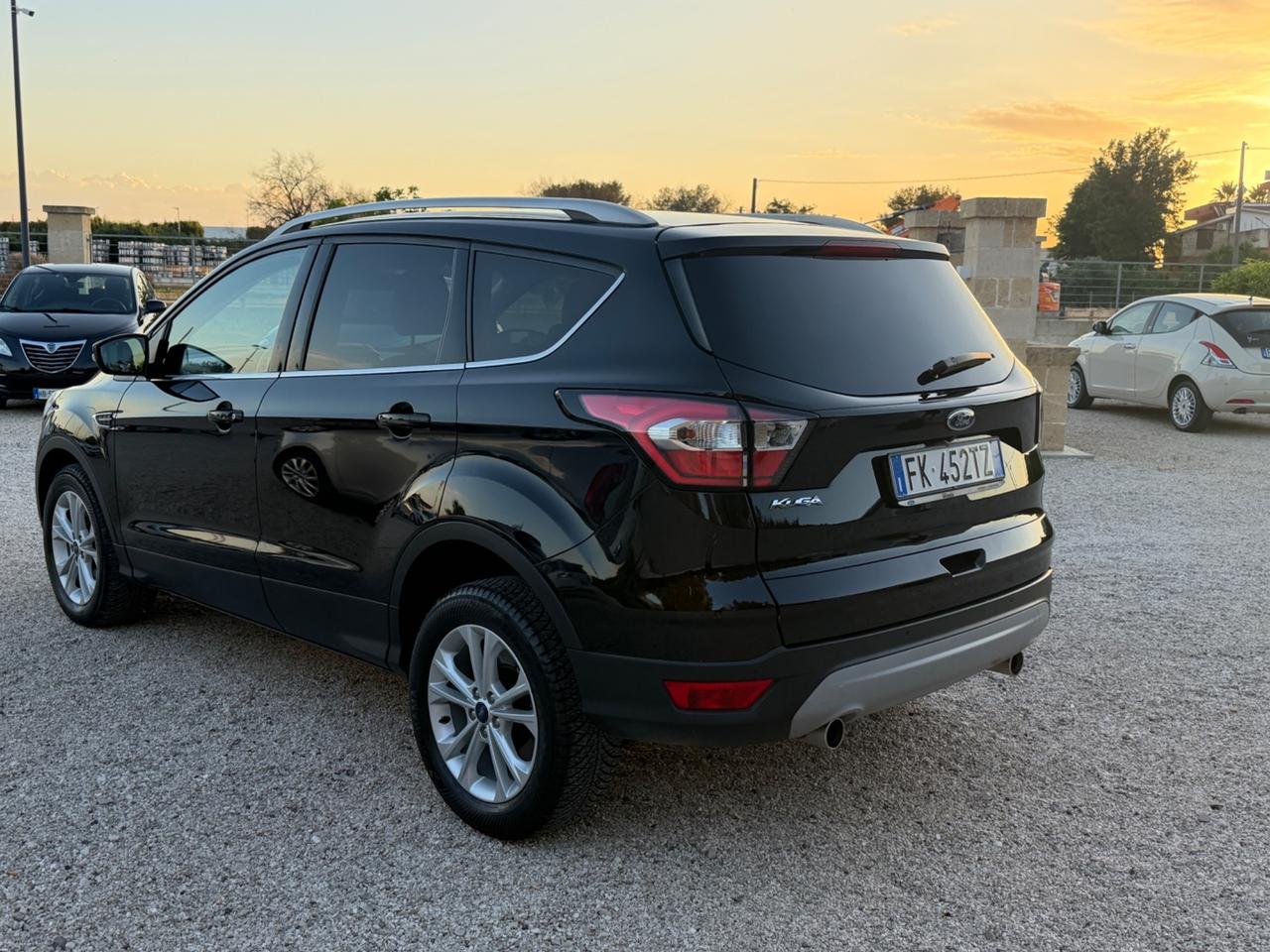 Ford Kuga 1.5 TDCI 120 CV S&S 2WD Titanium