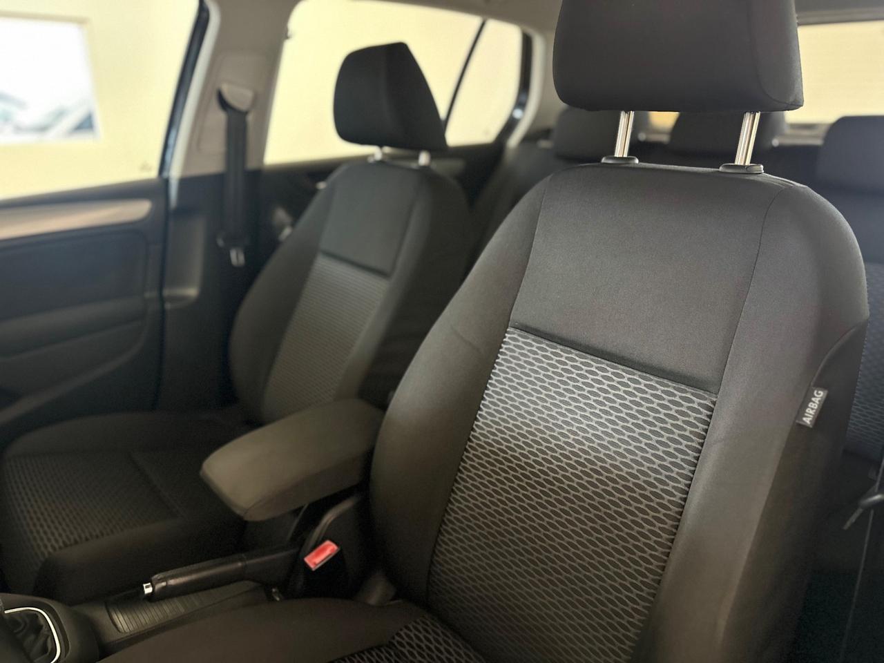 Volkswagen Golf 1.6 TDI DPF 5p. Comfortline NEOPATENTATI