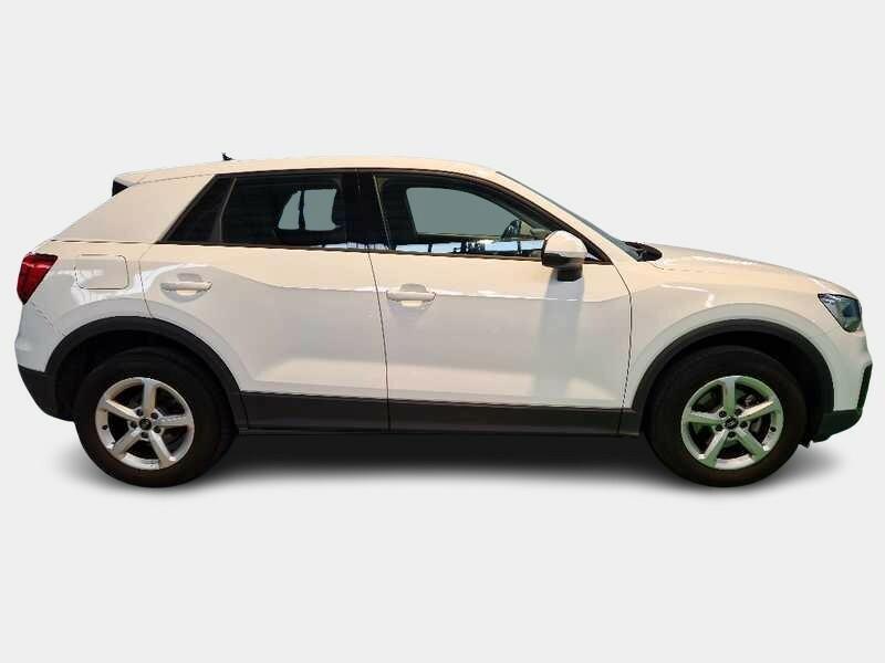 AUDI Q2 1.6 30 TDI BUSINESS