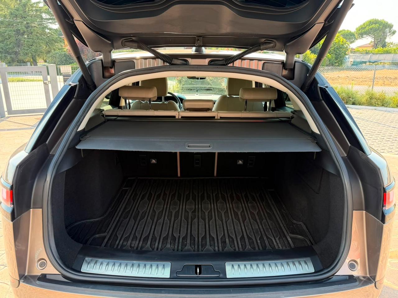 Land Rover Range Velar 2.0d i4 180 CV auto