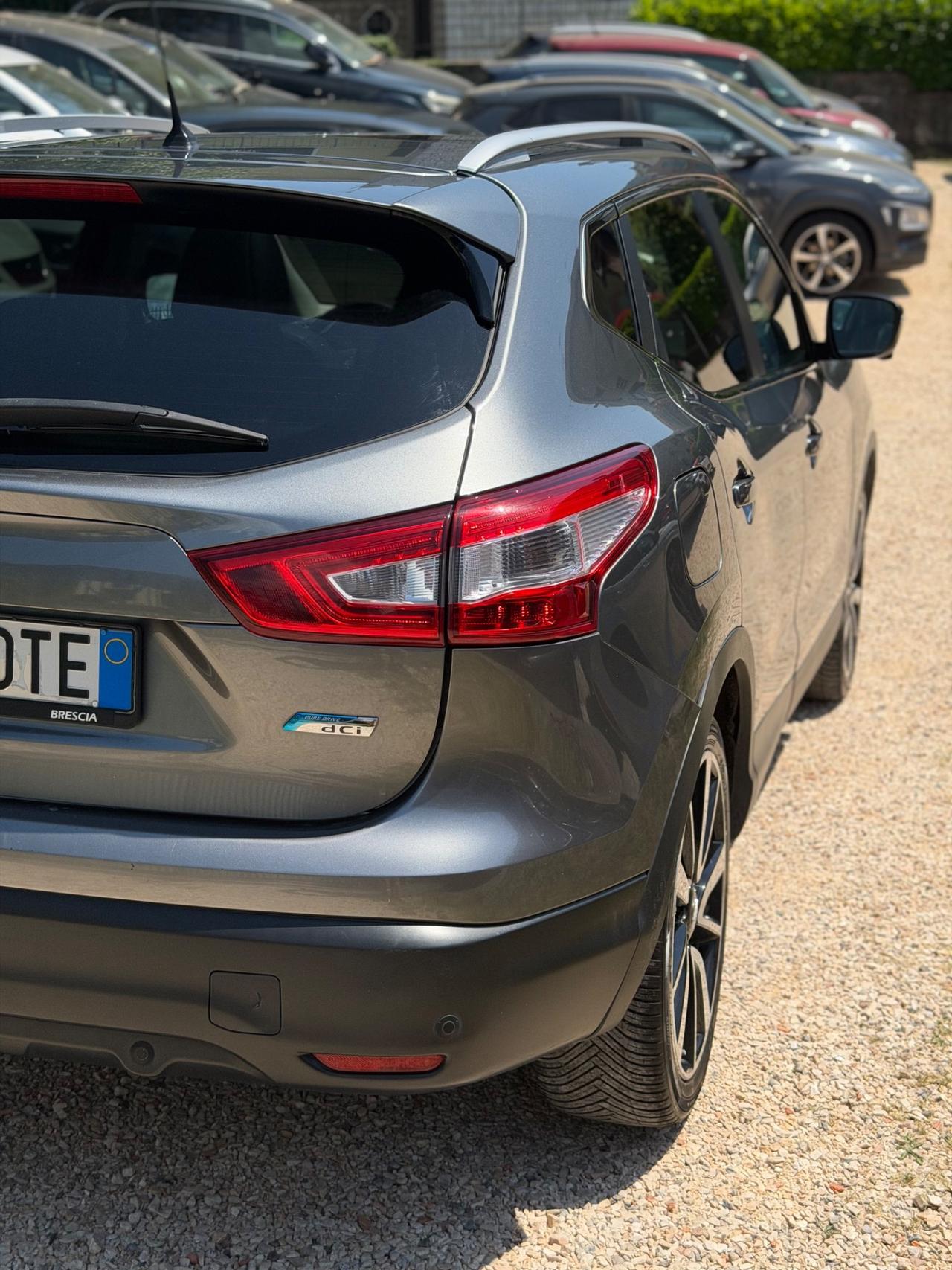 Nissan QASHQAI 1.6 dCi TEKNA TETTO FULLOPT 360CAM