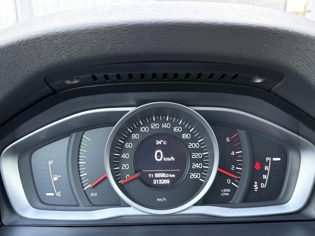 Volvo V60 Cross Country 2.0 Diesel 150CV E6 - 2017