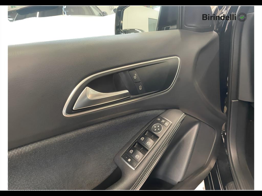 Mercedes-Benz Classe A (W176) - A 180 d Automatic Sport