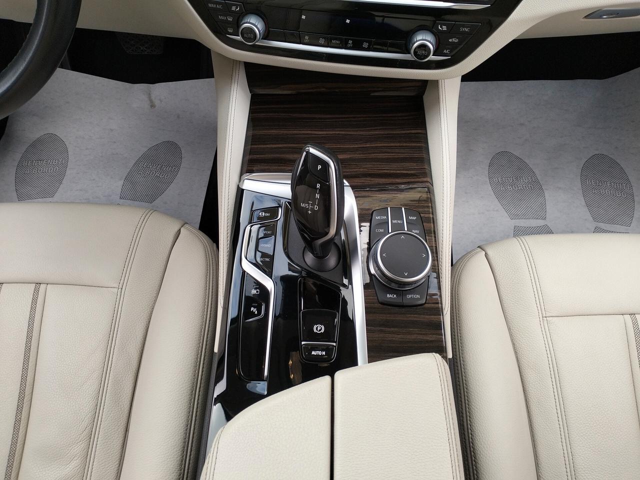 BMW 530 e Serie 5 2021 Touring LCI xdrive auto