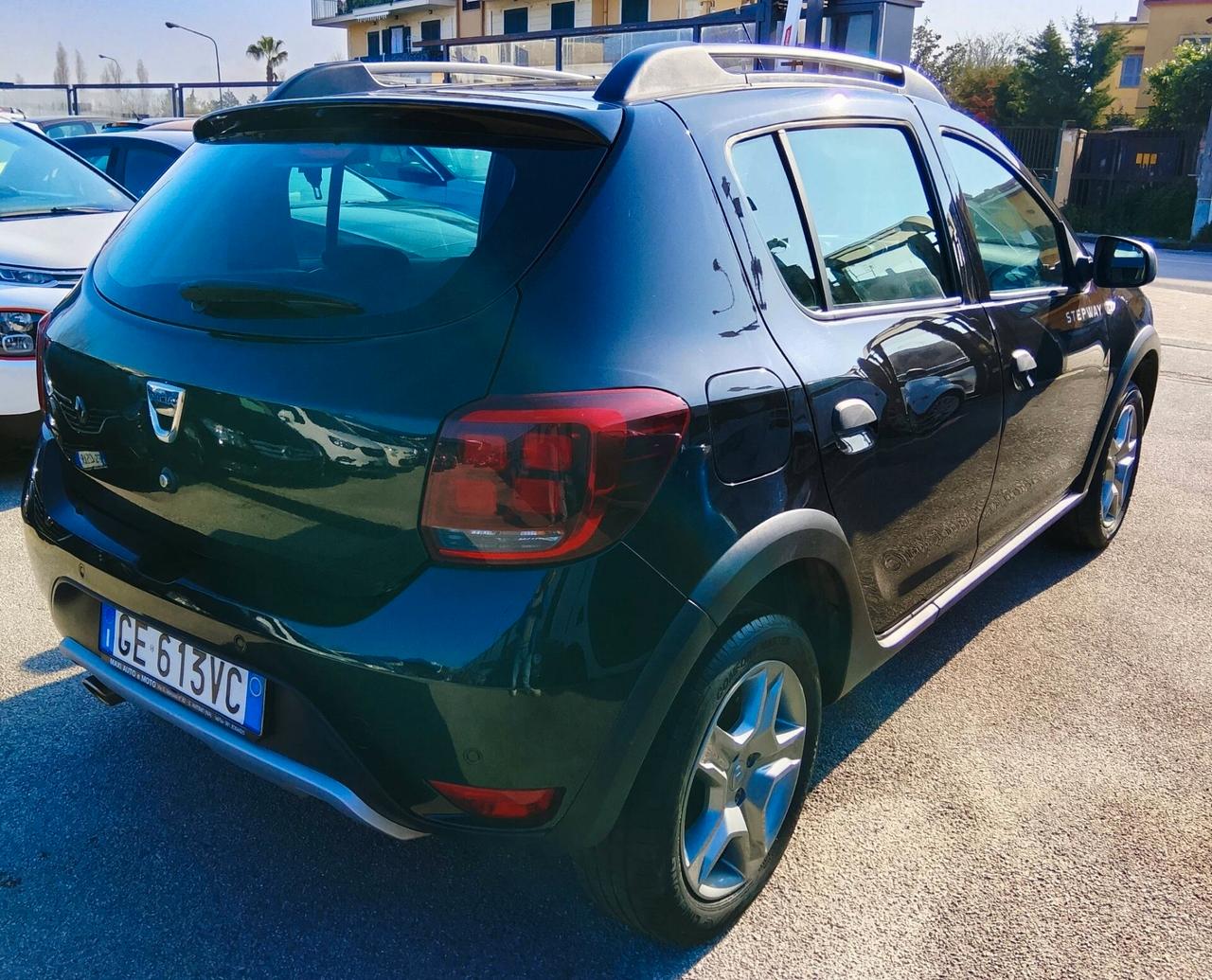 Dacia Sandero Stepway GPL 100CV