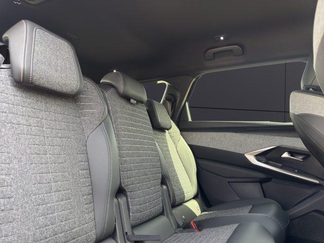 PEUGEOT 5008 Hybrid 136 e-DCS6 Allure