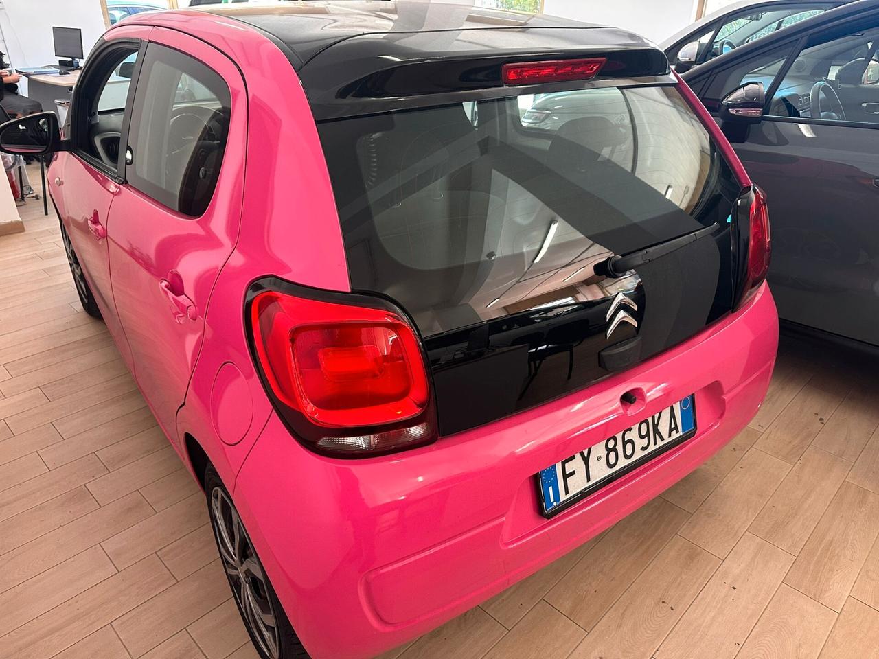 Citroen C1 PureTech 82 5 porte Shine