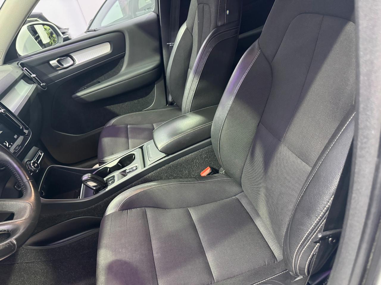 Volvo XC40 D4 AWD Geartronic R-design