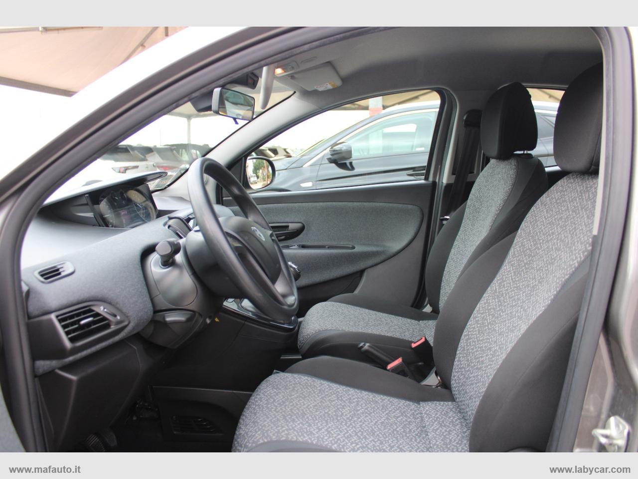 LANCIA Ypsilon 1.0 FireFly 5pS&S Hyb. Eco Silv.
