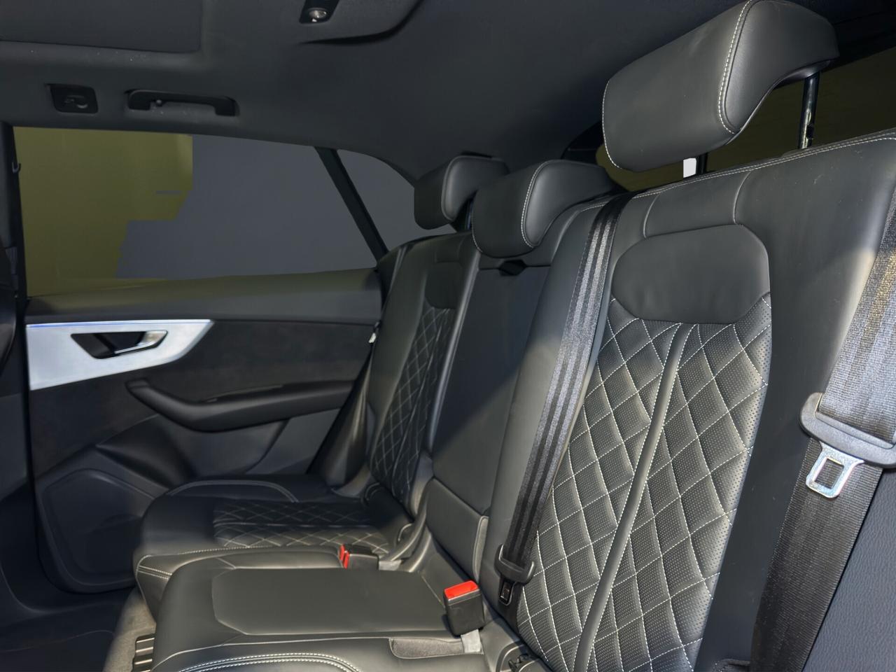 Audi Q8 50 TDI 50 3.0 tdi mhev S-LINE quattro tiptronic