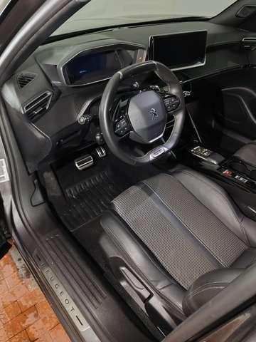 Peugeot 2008 1.2 130cv GT Key Less + Navi + Camera