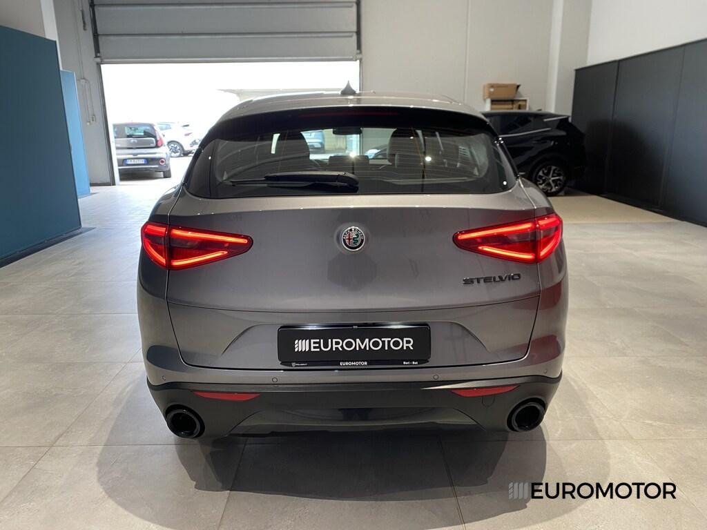 Alfa Romeo Stelvio 2.2 Turbo Sprint RWD AT8
