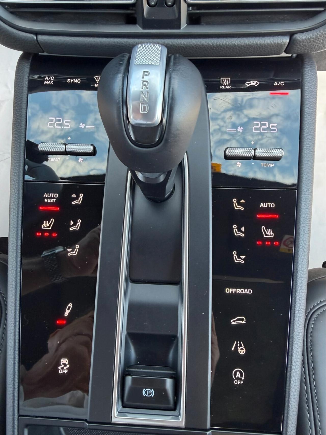 Porsche Macan 2.0 /TETTO/SCARICO/NAVI/21"/CARPLAY/LED/KM DOC