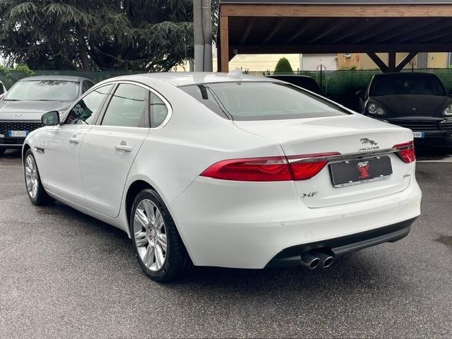 Jaguar XF 2.0 D 180 CV AWD aut. Prestige