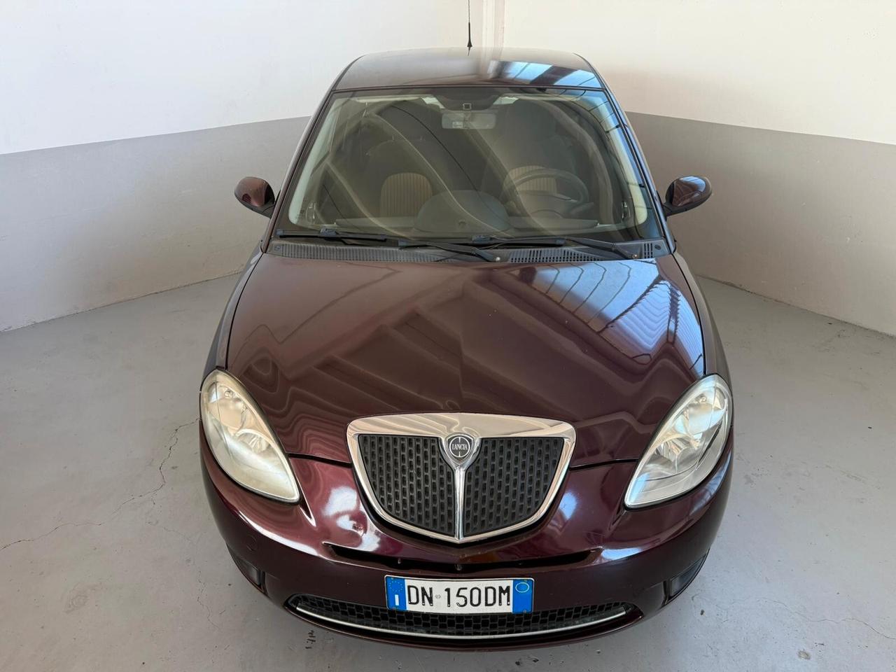 Lancia Ypsilon 1.2 Argento