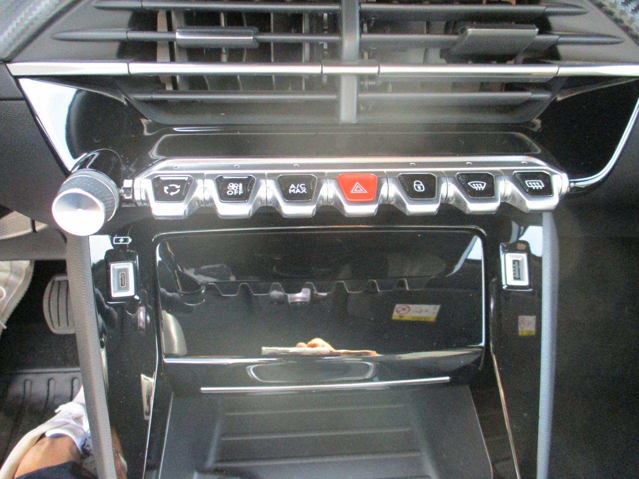 Peugeot 2008 PureTech 130 S&S Allure Pack