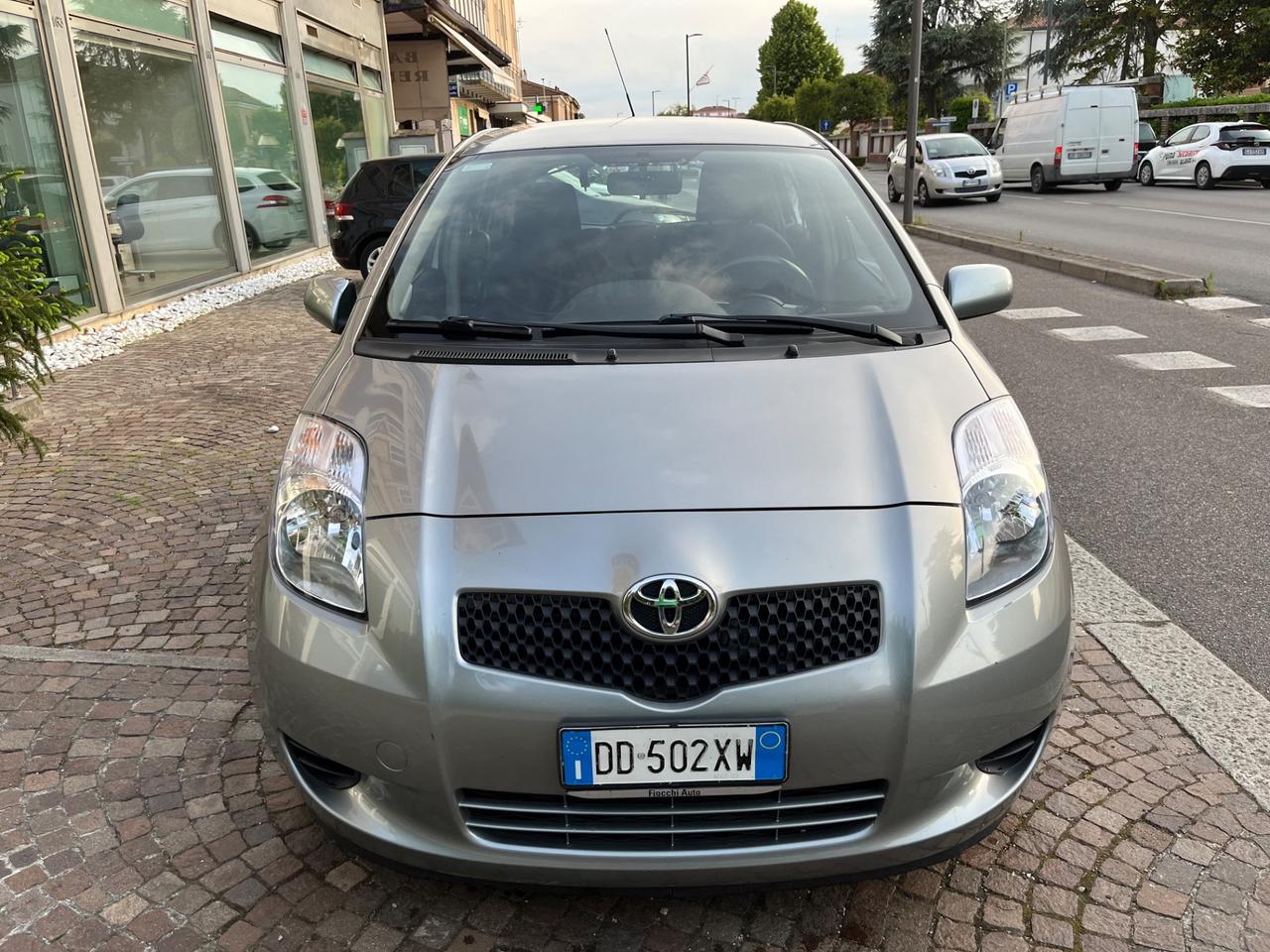 Toyota Yaris 1.4 D-4D 5 porte Sol