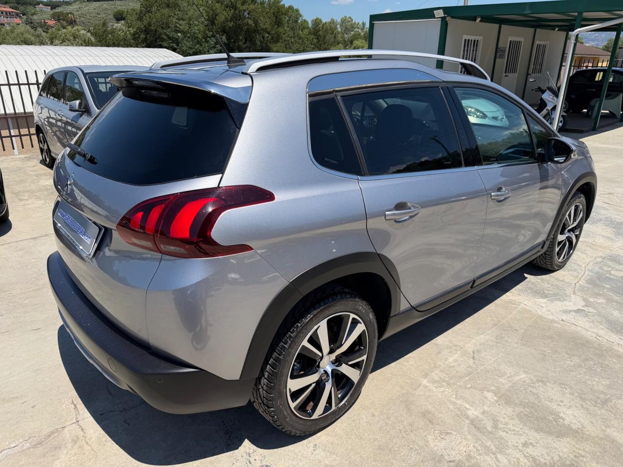 Peugeot 2008 BlueHDi 100 S&S Black Matt/48.000KM