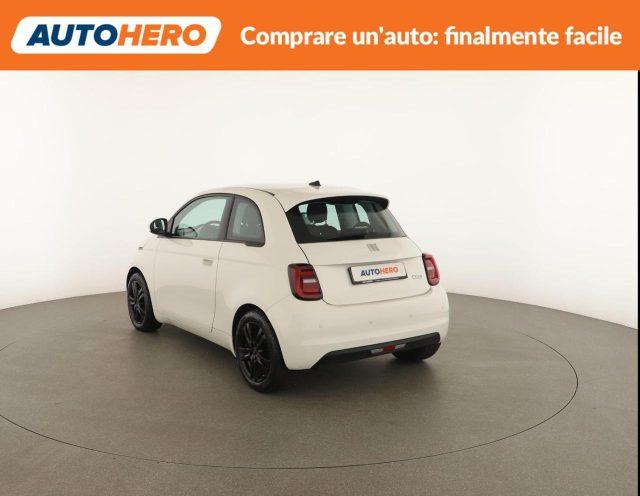 FIAT 500e 3+1 42 kWh Passion