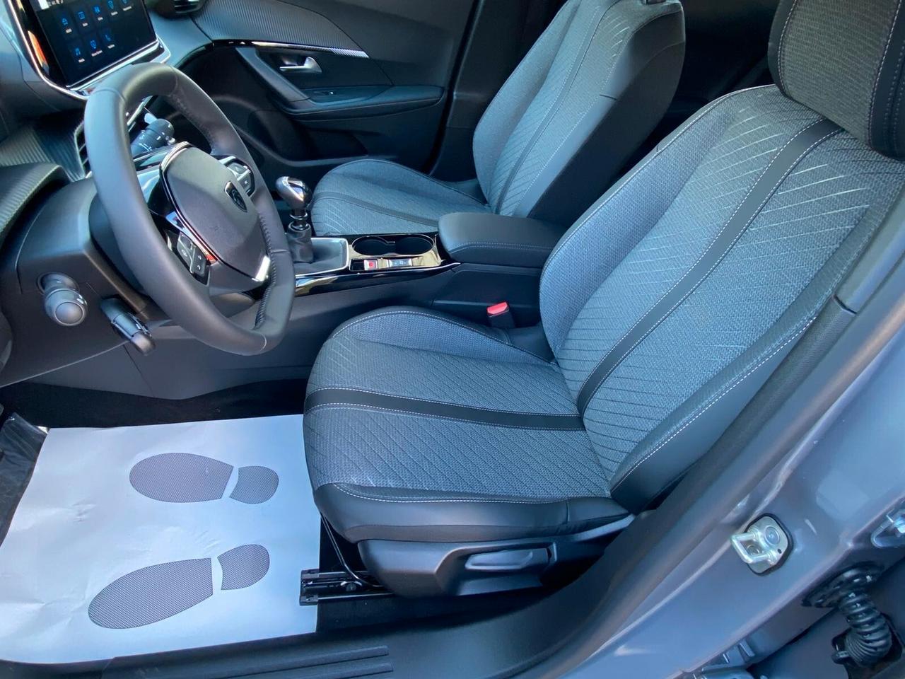 Peugeot 2008 PureTech 100 S&S Allure ''KmZero''