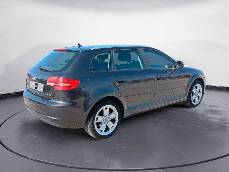 AUDI A3 Sportback 1.6 tdi Ambition