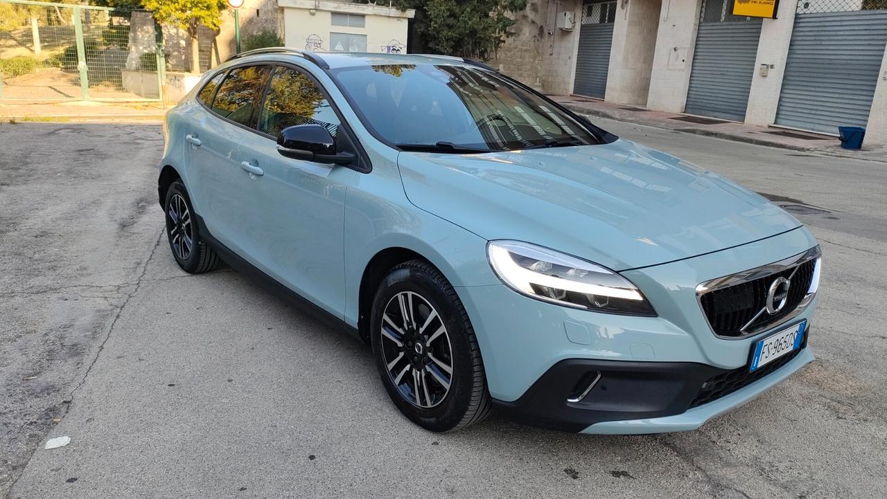 Volvo V40 Cross Country V40 Cross Country D2 Geartronic Style Plus