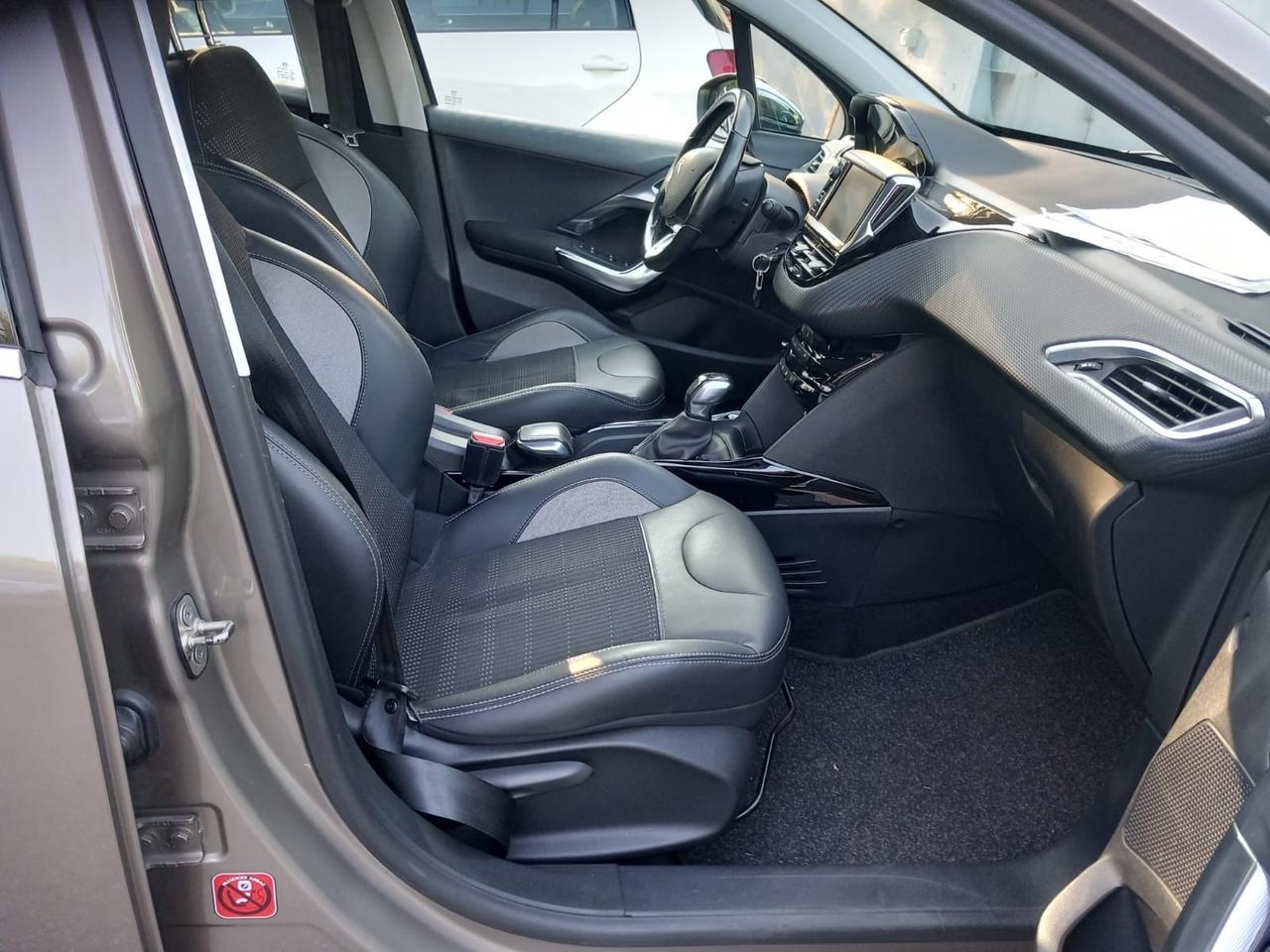 Peugeot 2008 PureTech 82 Allure