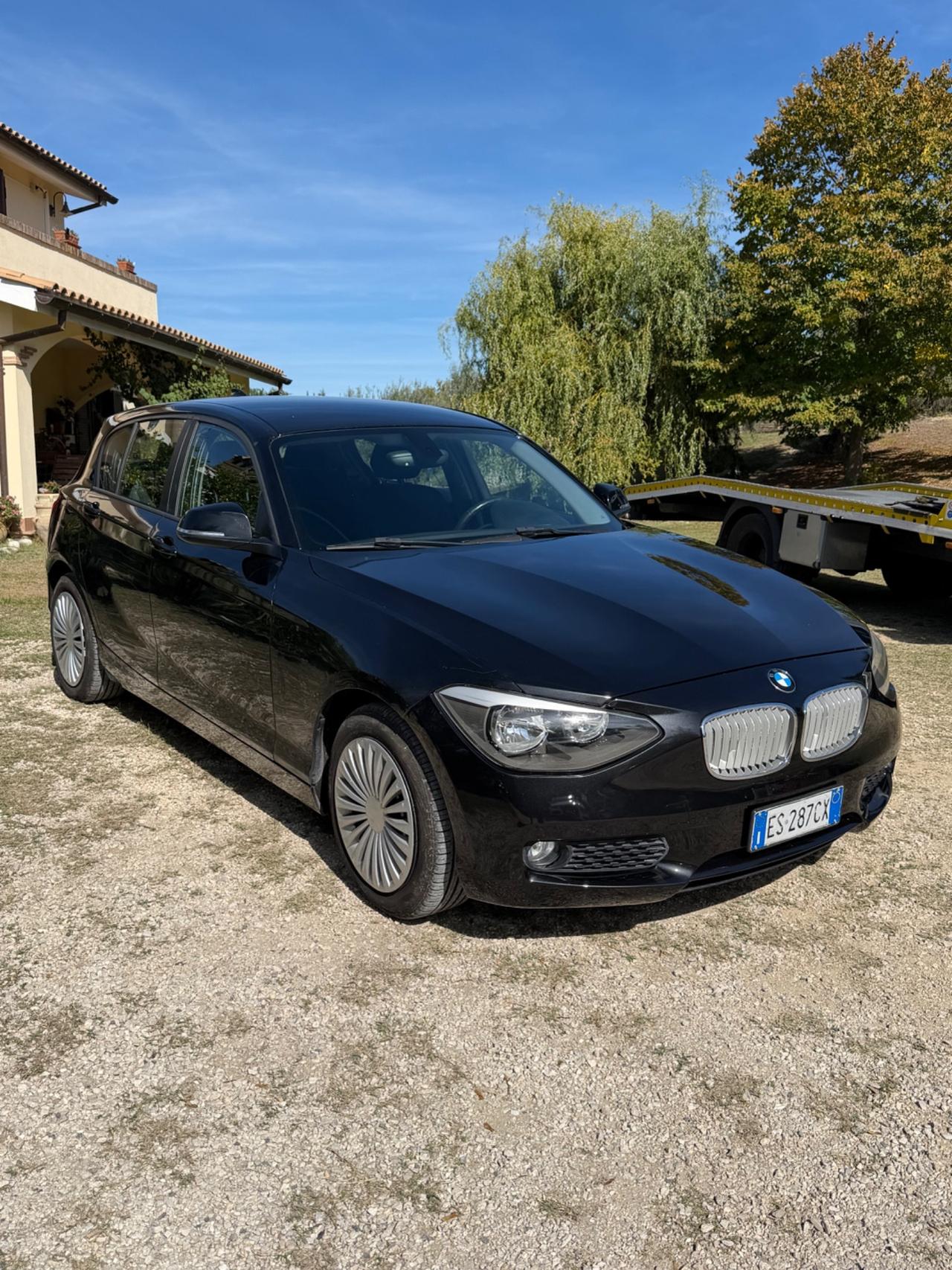 Bmw 116 116d 5p. Urban