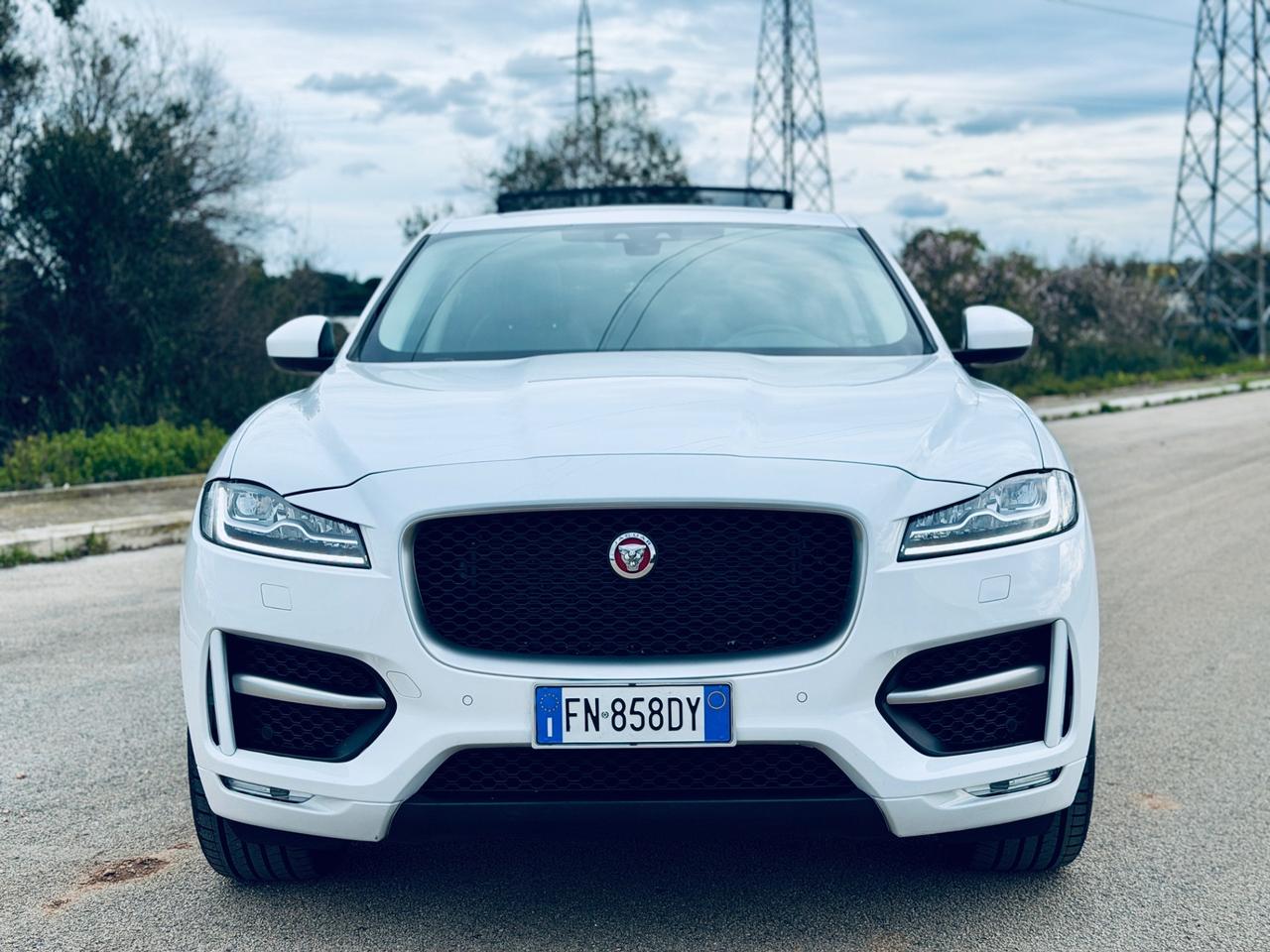 Jaguar F-Pace 2.0 D 180 CV AWD aut. R-Sport