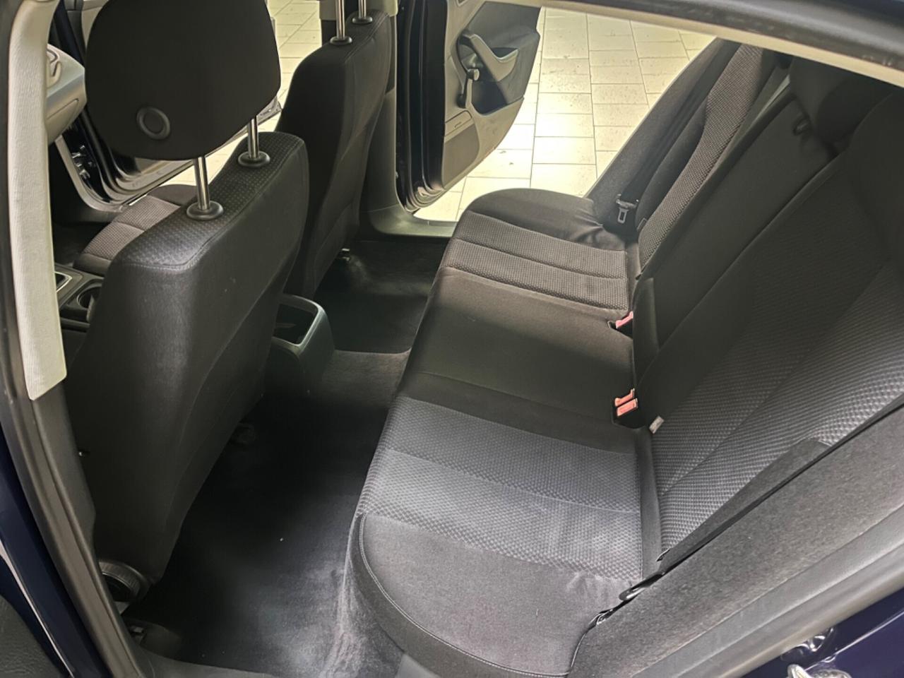Volkswagen Passat 1.9 TDI/105CV berlina